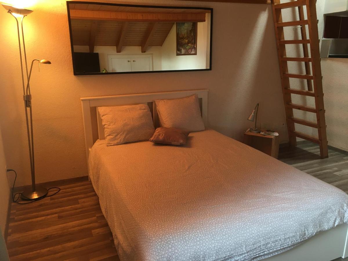 Domaine Viticole Bed and Breakfast Tartegnin Exterior foto